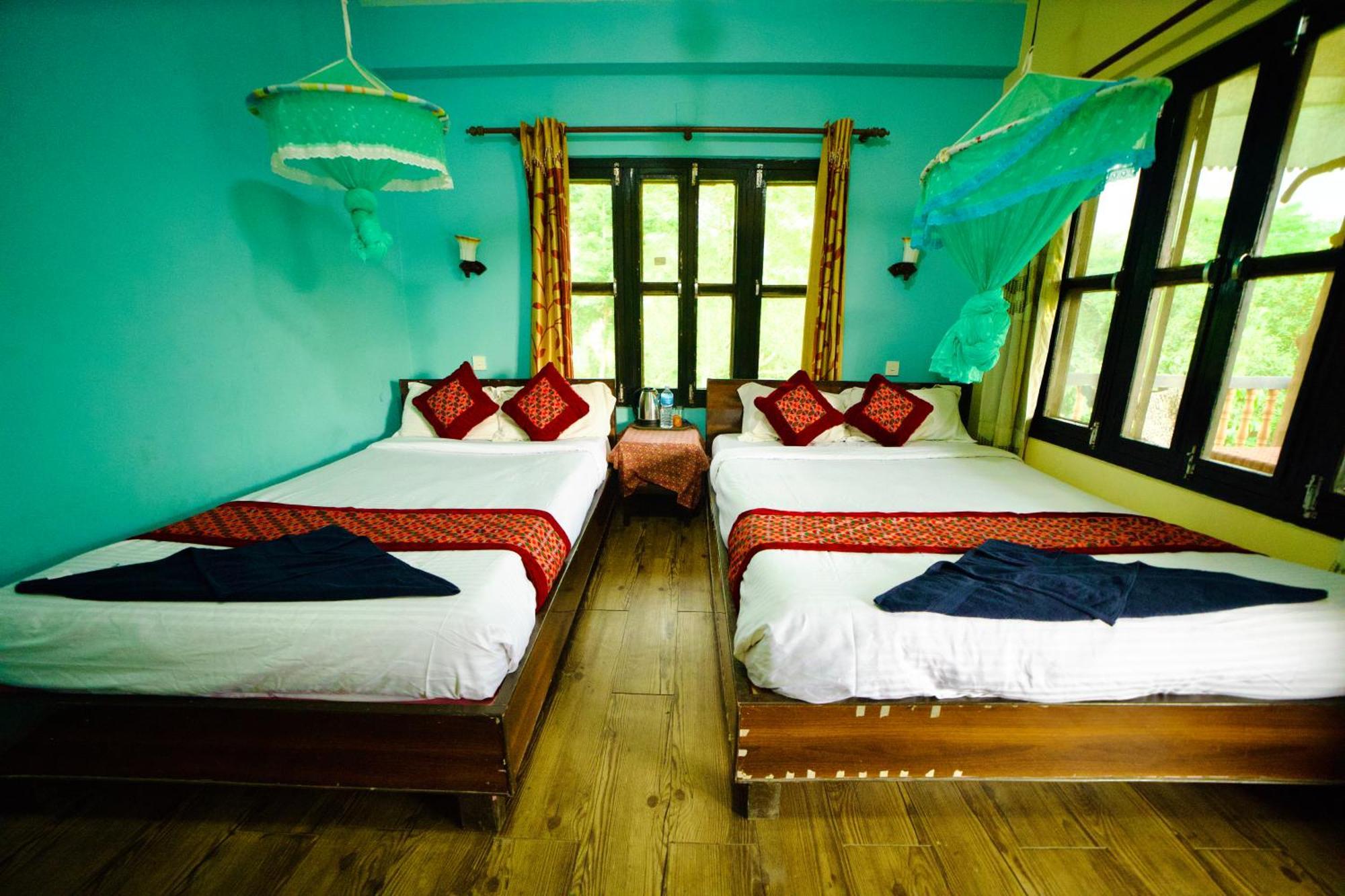 Chitwan Gaida Lodge - Animal Lovers & Birdwatchers Paradise Sauraha Exteriér fotografie